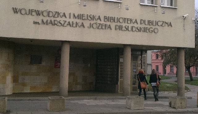 Ok. pół tysiąca osób przetrzymuje książki z Biblioteki im. Piłsudskiego przy ul. Gdańskiej. 