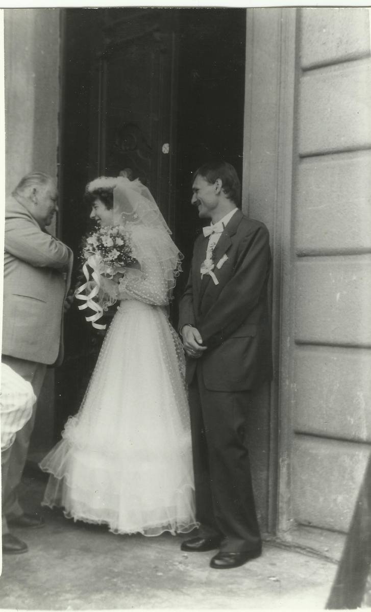 Ślub Beaty i Andrzeja Wieczorków najpierw w USC, a potem w kościele