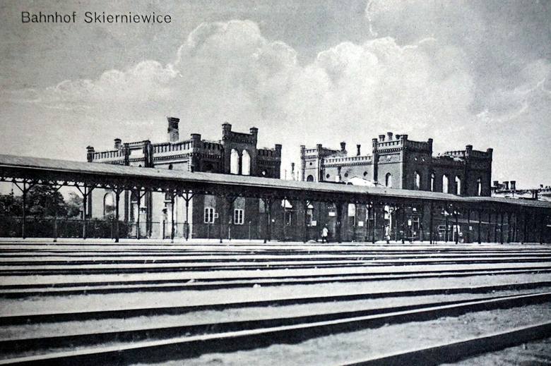 Dworzec kolejowy około 1915 roku, zniszczenia wojenne