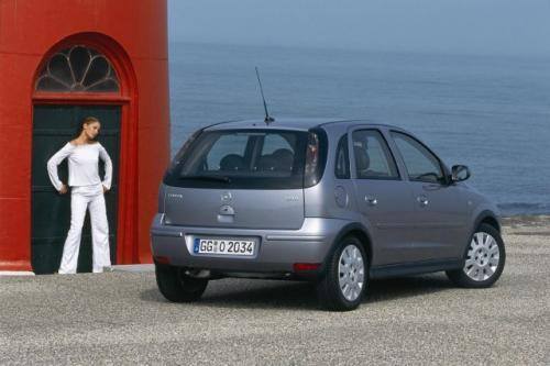 Fot. Opel: Własności jezdne Corsy są poprawne.