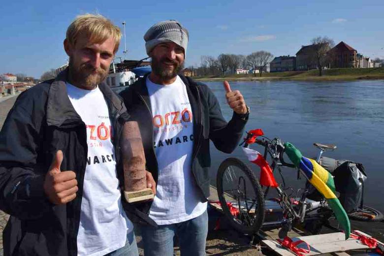 Hubert Kisiński i Dawid Andres to bracia z gorzowskiego Zawarcia. Właśnie wrócili z półrocznej wyprawy rowerowej po Amazonce.