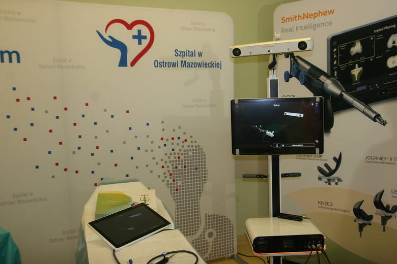 Robot CORI to absolutna nowość w endoprotezoplastyce. W Polsce ma go tylko jeden szpital. W Ostrowi Mazowieckiej. Zdjęcia z 16.11.2021