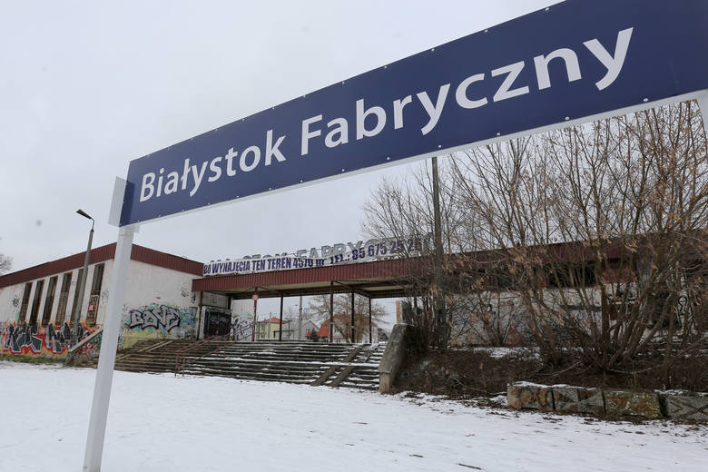 Emerytowany kolejarz chce zmian nazw dworców PKP w Białymstoku
