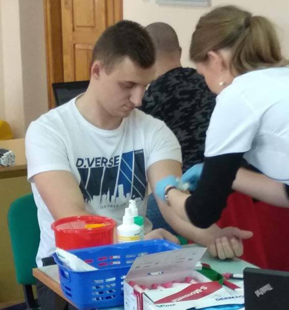 Uczniowie ZSP nr 2 w Łowiczu oddali ponad 21 litrów krwi