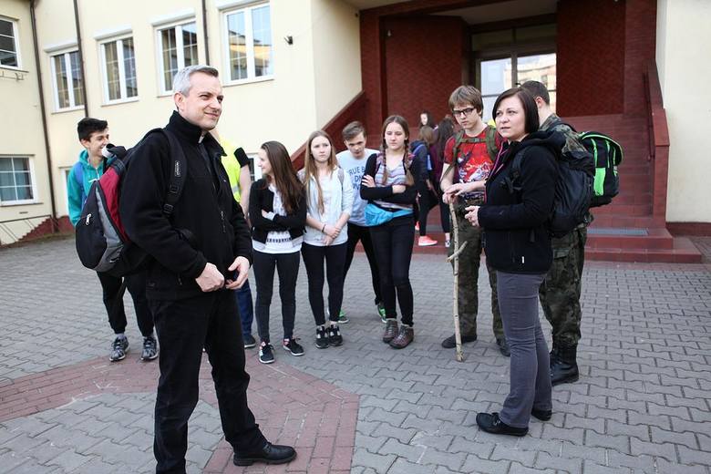 Ekstremalna droga krzyżowa uczniów i nauczycieli Klasyka [ZDJĘCIA]