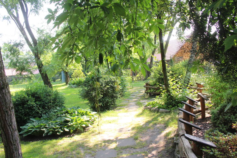Ogród parafialny w Bujakowie: Najpiękniejszy, bo wypełniony ludźmi. Ich modlitwą i pracą