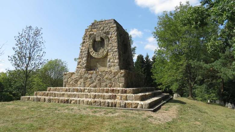 Cmentarz Wojskowy Nr 185 – Lichwin "Głowa Cukru" (powiat tarnowski)