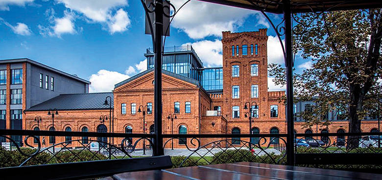 An excellent example of urban regeneration<br /> The regenerated factory of Ludwik Grohman in Lodz has been awarded the prestigious Prime Property Prize Lodz title for revitalising the 19th century historical building located in the district of Księży Młyn. Thanks to the regeneration efforts,...