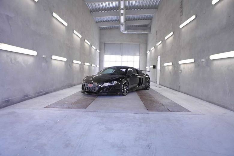 Audi R8 V8 GTR Fot: Pachura Moto Center