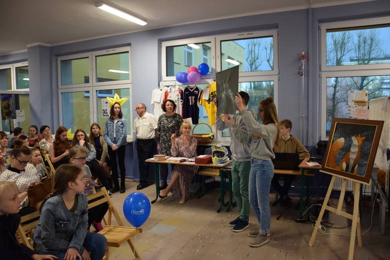 SP 13 w Gorzowie ma wielka wprawę w urządzaniu imprez charytatywnych dla swoich uczniów. W zeszłym roku pomagała Kajetanowi Fikusowi