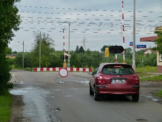 Zamknięty przejazd kolejowy na ul. Malowniczej.