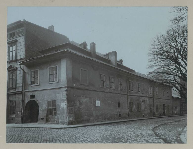 Nieistniejący dom przy ul. św. Jana 32; fot. Antoni Pawlikowski, ok. 1911. 