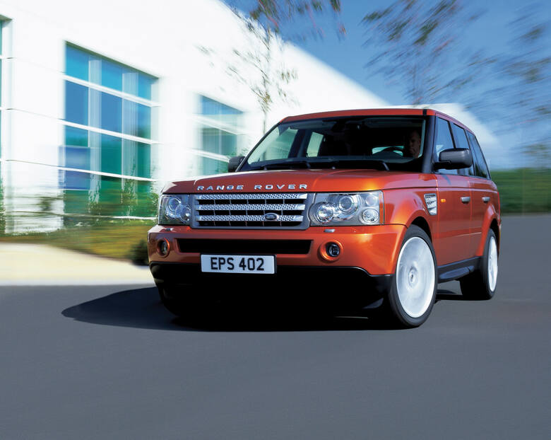 Najstarsze egzemplarze pierwszej generacji Range Rovera Sport kończą właśnie 14 lat. Atrakcyjny wygląd, dobre osiągi, prestiż marki i kusząco niskie