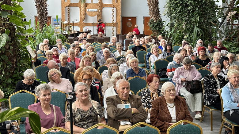 Jesienne Forum Seniora odbyło się w środę, 25 października, w Zielonogórskiej Palmiarni