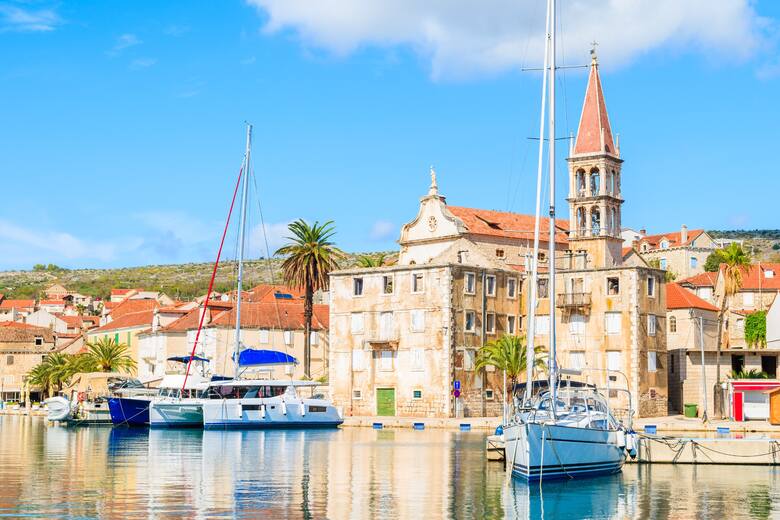 Chorwacja planuje wprowadzić nowy podatek ekologiczny, który ma pomóc gminom i miastom wybrzeża w zwalczaniu skutków nadmiernej turystyki.