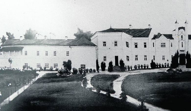 Pałac w Śmiłowiczach, posiadłość Leona Wańkowicza i Stefanii z Bröl Platerów.