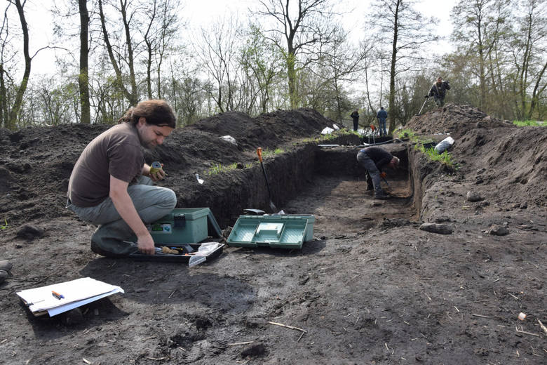 Archeolodzy podczas pracy w Grodziszczu koło Świebodzina.