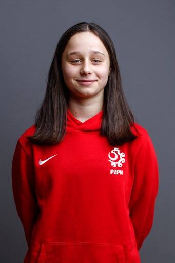 Gabriela Kowalicka z KSP Kielce została powołana na wiosenną Akademię Młodych Orłów. To utalentowana 13-letnia piłkarka nożna