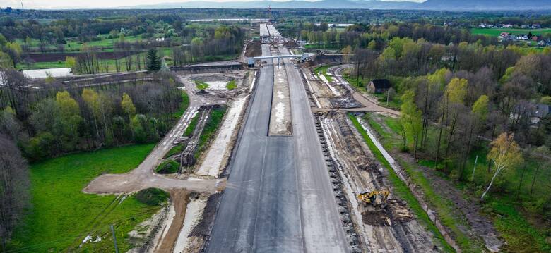 Budowa drogi S1 na odcinku od węzła Oświęcim do Dankowic po 19 miesiącach inwestycji
