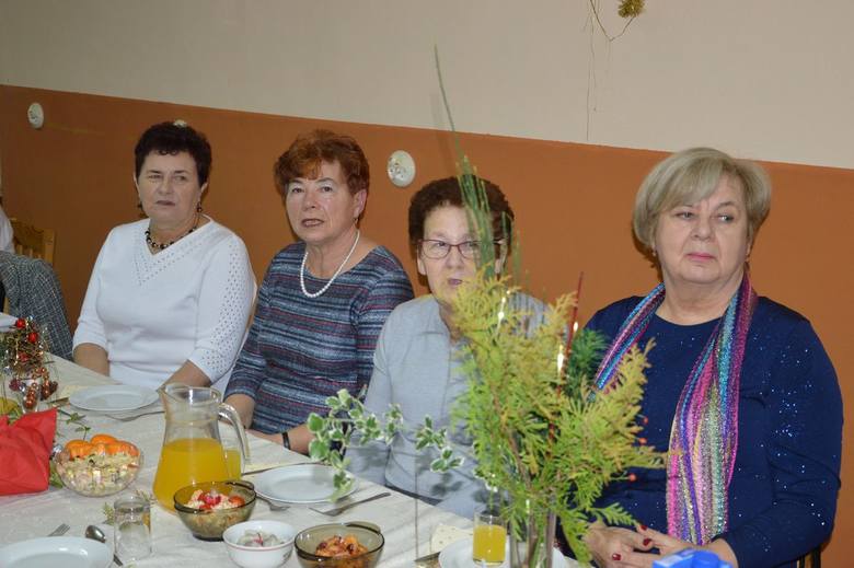 Spotkanie wigilijne w Klubie Seniora "Przyjaźń"