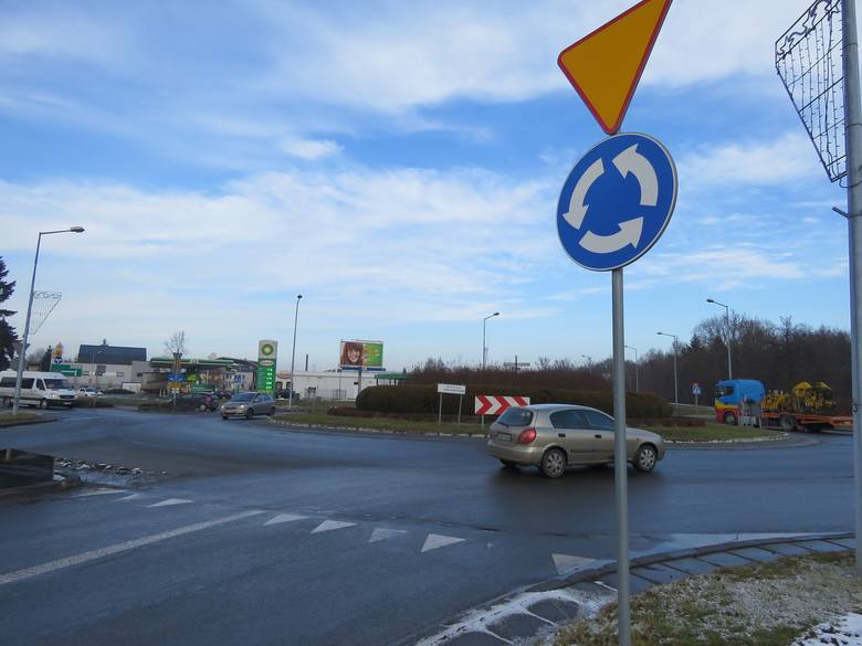 DK52. Droga z Bielska-Białej przez Wadowice do Krakowa. Rondo w Wadowicach