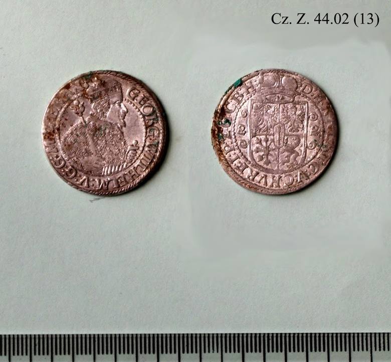 Skarb Człuchowa: 18 srebrnych monet z XVII wieku