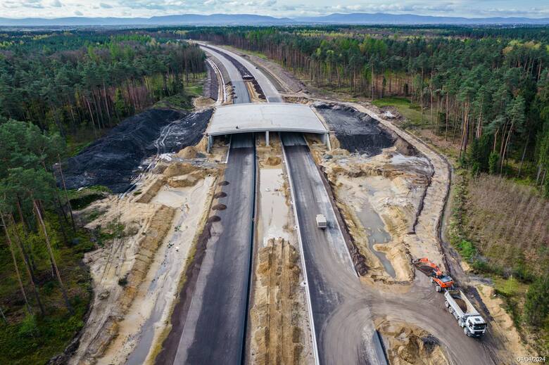 Budowa drogi S1 na odcinku od węzła Oświęcim do Dankowic po 19 miesiącach inwestycji