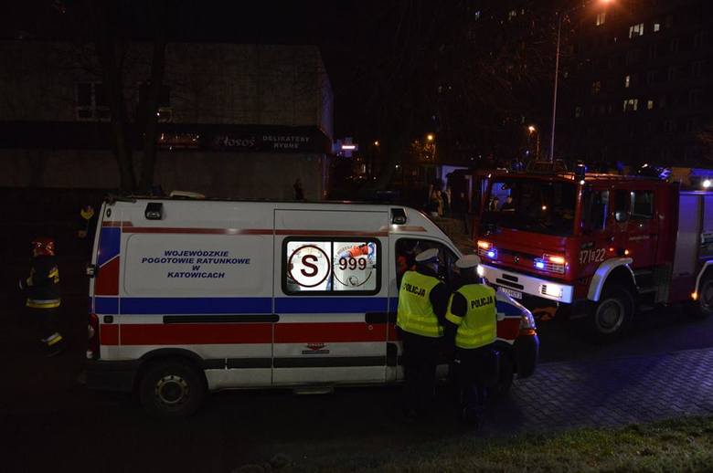 Wypadek w Jastrzębiu: Wjechał BMW w studzienkę