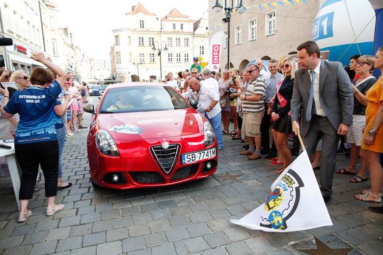 Tomasz Szmandra i Przemysław Pepla (Alfa Romeo Giulietta) / Fot. Opole FB