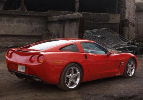 Corvette jak Ferrari