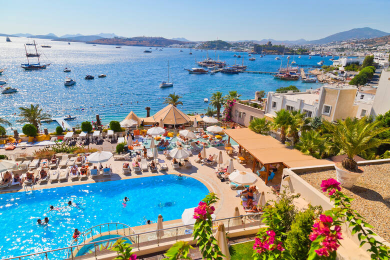 Dwóch na trzech klientów biur podróży spędzi tegoroczne wakacje w Turcji, Grecji lub w Egipcie