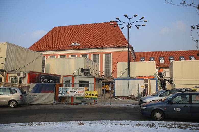 Dworzec PKP w Gliwicach: zobaczcie jak wyglądał przed laty [SUWAK, LINIA CZASU]