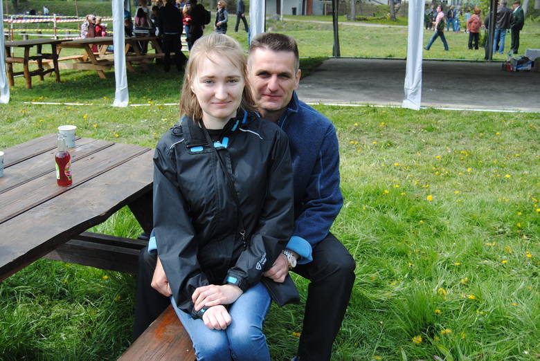 18-letnia Klaudia Mazura od wielu lat zmaga się z ciężką chorobą. - To dzielna dziewczyna - mówi jej tata Paweł.