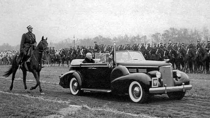 Opancerzony Cadillac Series 355D Fleetwood przeznaczony dla marszałka Piłsudskiego, a używany przez prezydenta Mościckiego. Stan po restauracji