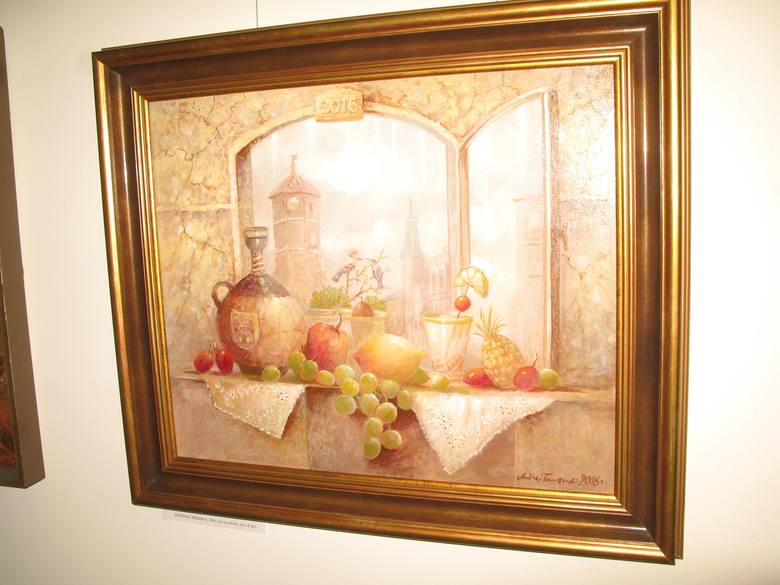 Jeden z obrazów ma motyw żniński. Nosi tytuł „Jesienna biesiada“. Do namalowania tego obrazu namówiła go żona Wanda.
