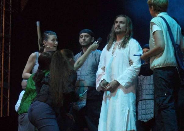 Maciej Balcar od 18 lat jest Jezusem w musicalu. Dzisiaj premiera płyty "Znaki" [WIDEO]