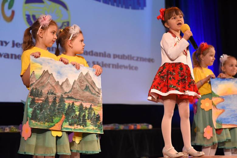 XIII Festiwal Piosenki Przedszkolnej „Wesołe Piosenki 2018 – Rozśpiewany Polak Mały” w Skierniewicach [ZDJĘCIA]