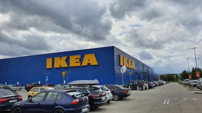 Sąd Okręgowy w Krakowie  ( 6 grudnia) prawomocnie uniewinnił Katarzynę N. kierowniczkę ds zarządzania zasobami ludzkimi ze spółki  IKEA.