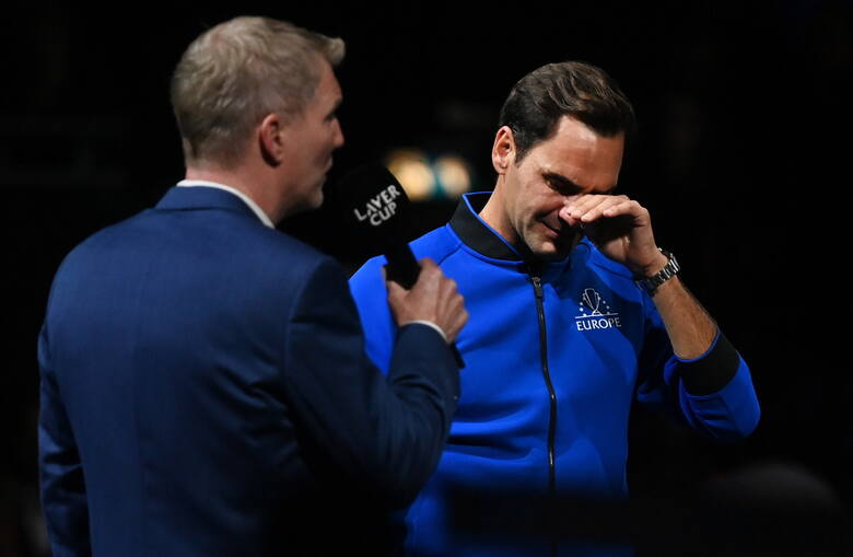 Roger Federer nie mógł powtrzymać łez wzruszenia podczas udzielania ostatniego wywiadu na korcie