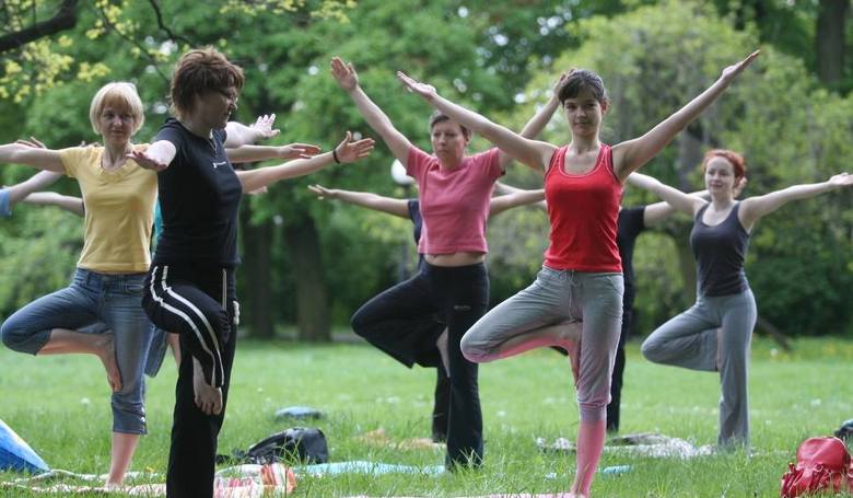 Joga dla początkujących. Na czym polega i w czym pomaga joga?