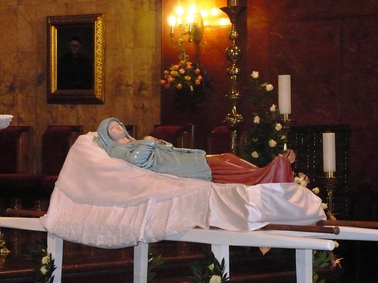 90-lecie koronacji Matki Bożej Piekarskiej: korony pobłogosławił papież Franciszek [AKTYWNY OBRAZ]