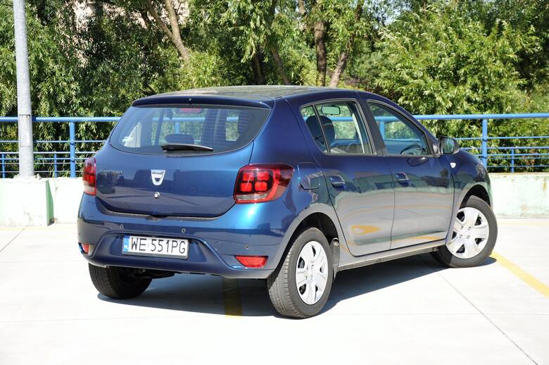 Dacia Sandero 1.0 SCe - testDacia Sandero ma zmieniony wygląd i nowy podstawowy silnik benzynowy. Jej zaletą jest to, że wciąż jest najtańszą propozycją