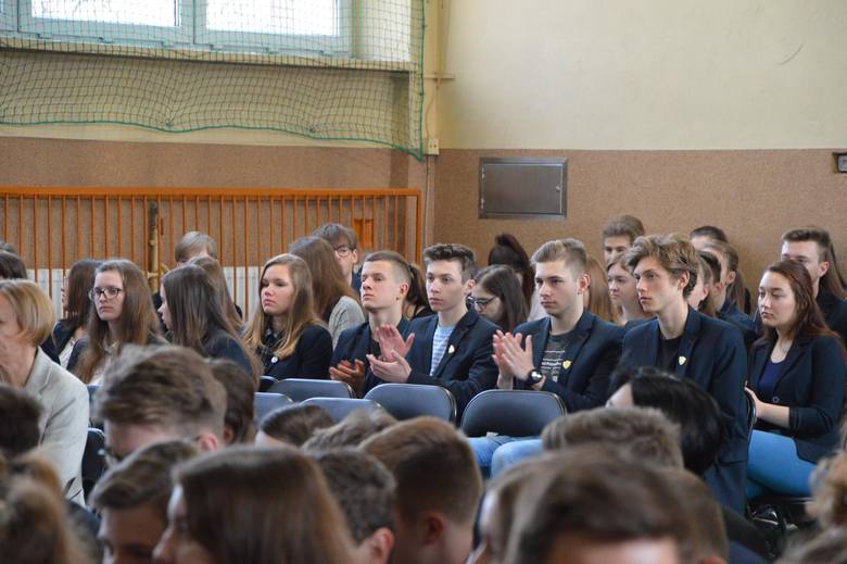 Zjazd przedstawicieli najstarszych szkół w I LO w Łowiczu [ZDJĘCIA]