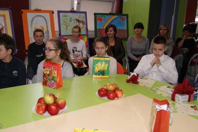 Rozstrzygnięcie konkursu plastycznego "Owocowy raj" w Rawie Mazowieckiej