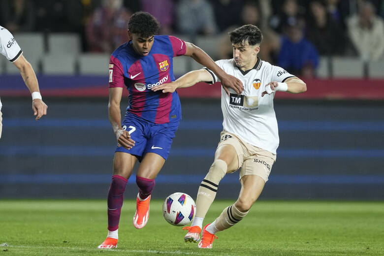 Lamine Yamal (FC Barcelona) w meczu przeciwko Valencii