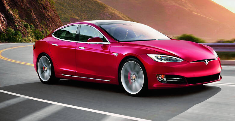 Wygodny model S okazał się hitem w Norwegii, gdzie samochody elektryczne mają liczne przywileje. Fot. Tesla