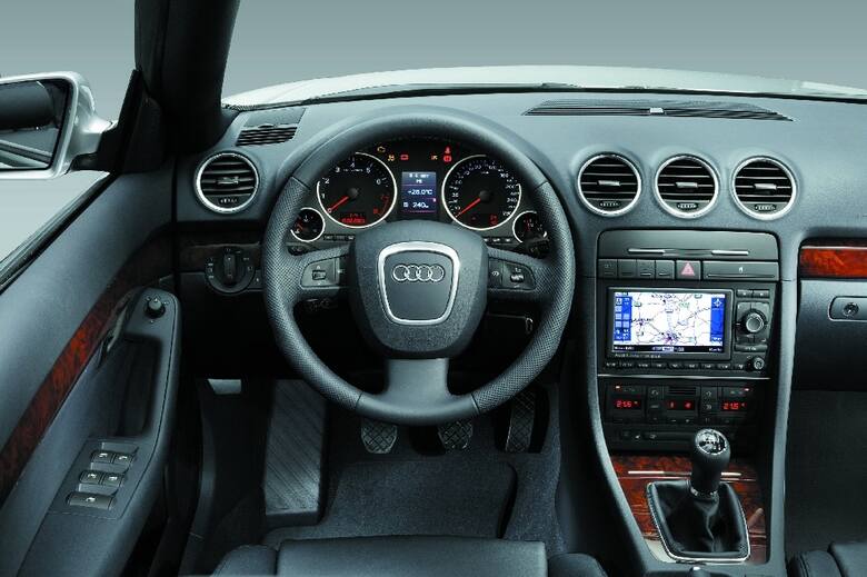 Audi A4 (2000 - 2004), Fot: Audi