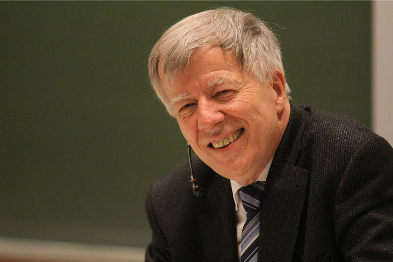 Prof. Jan Miodek.
