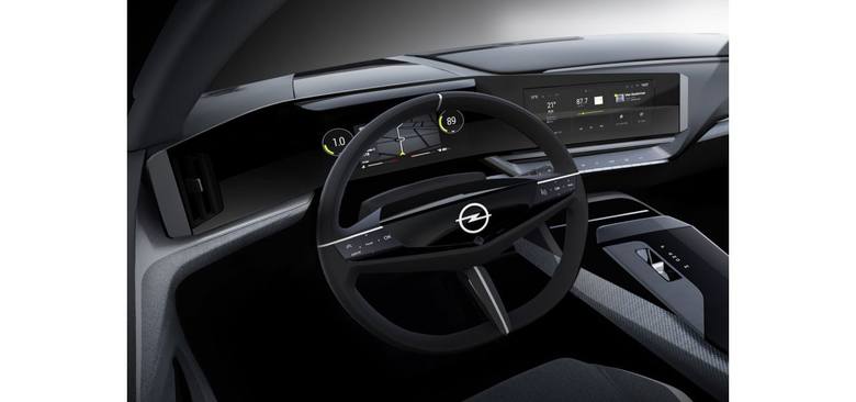 Nowy Opel Astra Sports TourerFirma Opel wkrótce rozpocznie przyjmowanie zamówień na nową Astrę Sports Tourer, udostępniając klientom możliwość skonfigurowania