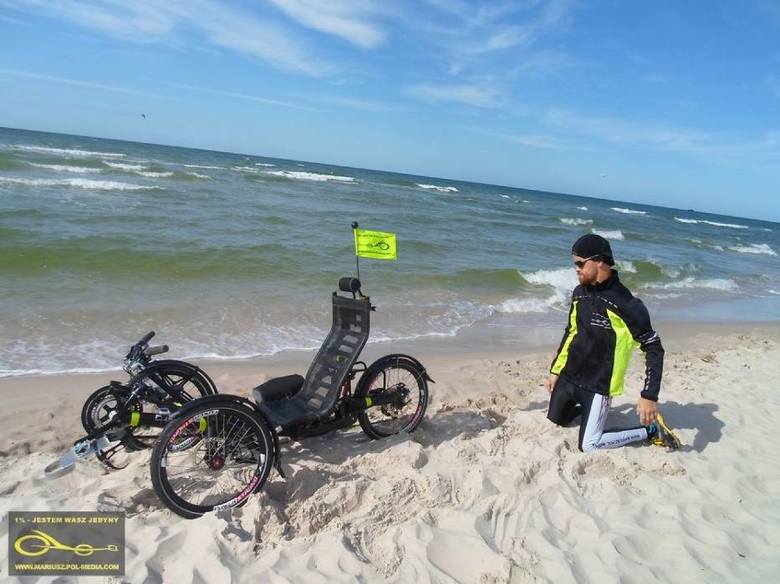 Mariusz Urbanek z kolegami przejedzie wybrzeże morza Bałtyckiego